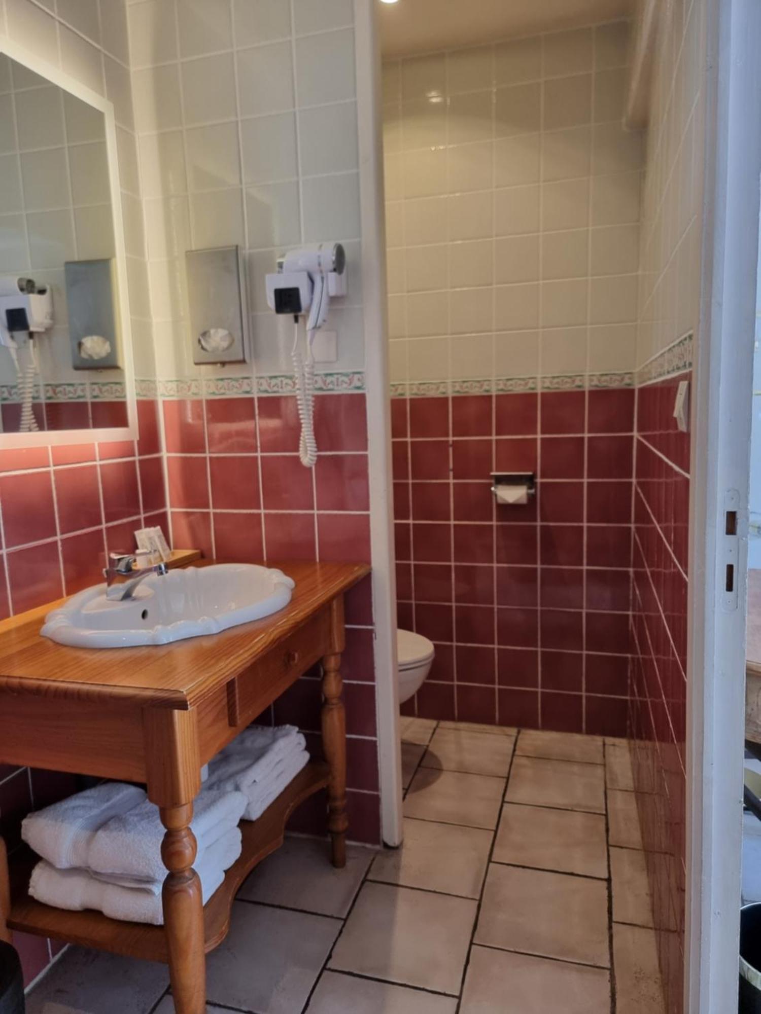 Le Relais Des Dalles - Hotel & Restaurant Sassetot-le-Mauconduit Zewnętrze zdjęcie