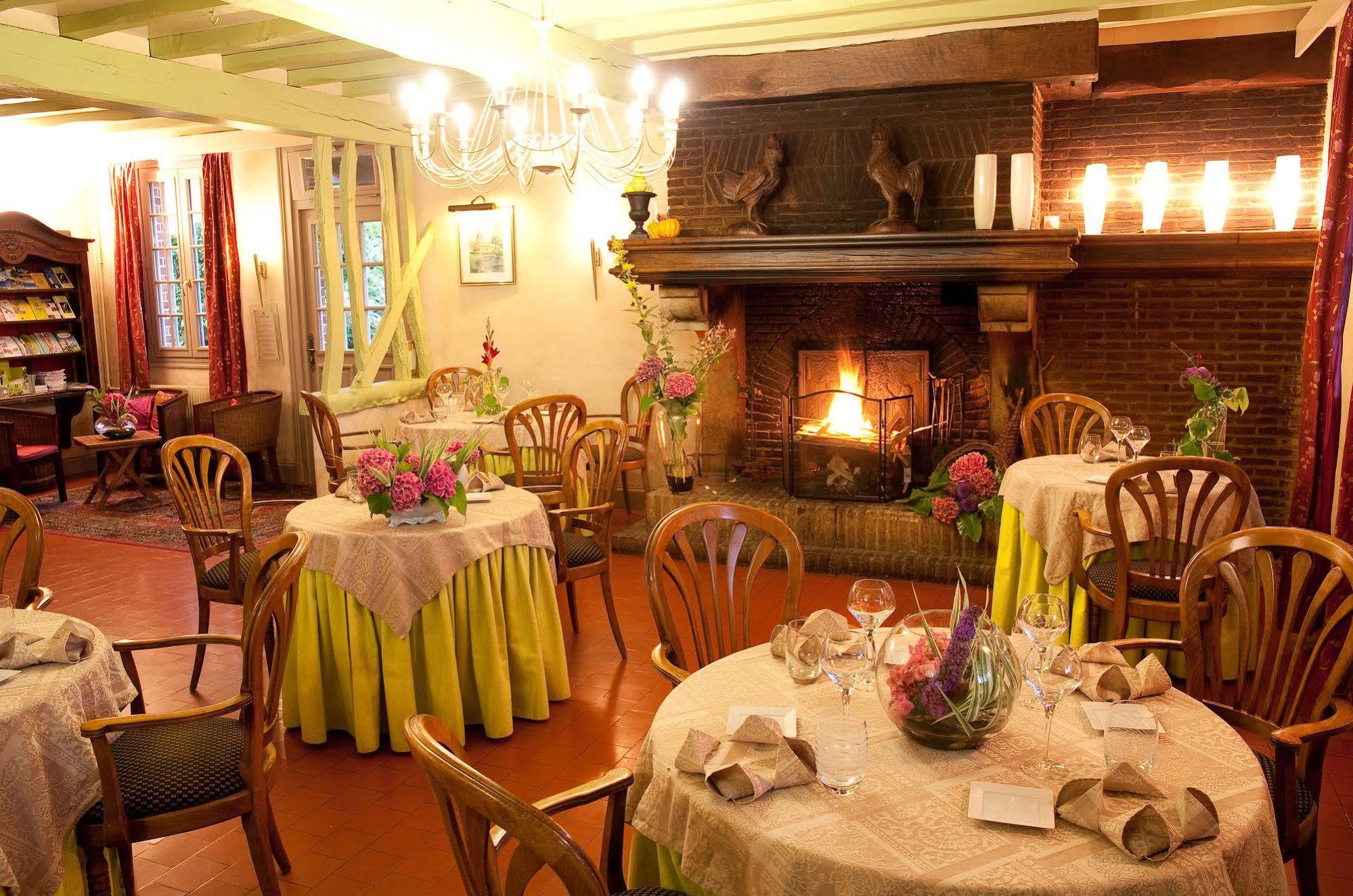 Le Relais Des Dalles - Hotel & Restaurant Sassetot-le-Mauconduit Zewnętrze zdjęcie